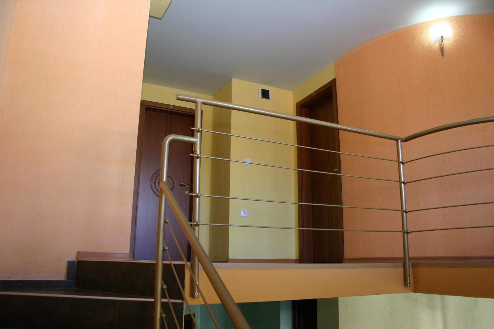 Family Hotel Studio Sandanski Bagian luar foto