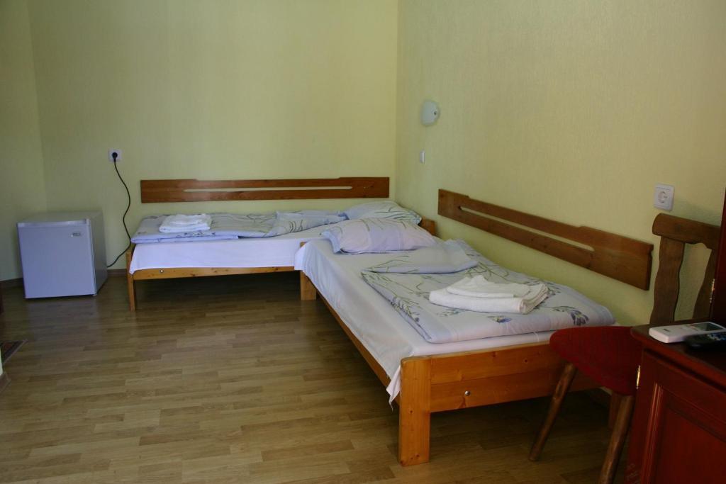 Family Hotel Studio Sandanski Ruang foto