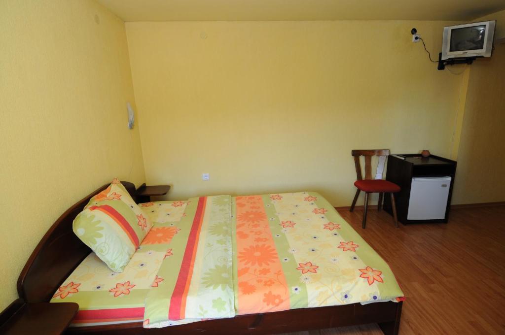 Family Hotel Studio Sandanski Ruang foto