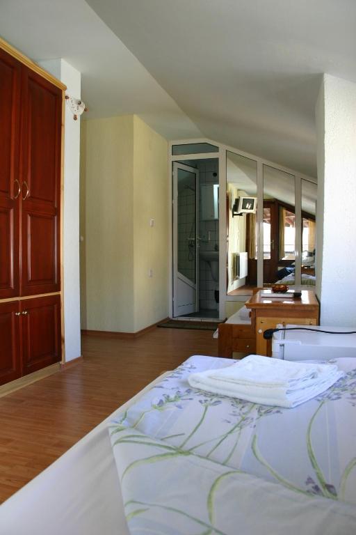 Family Hotel Studio Sandanski Ruang foto